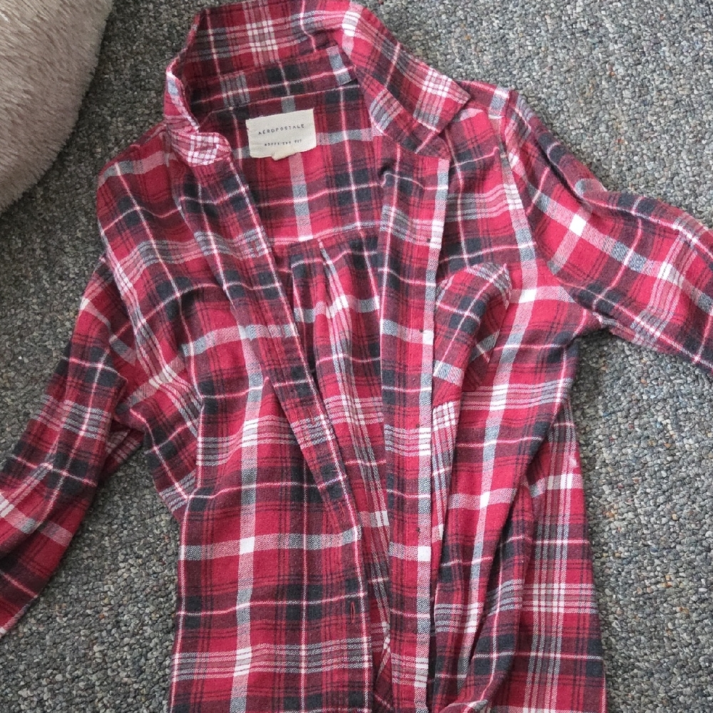 Aeropostale Red and Black Plaid Button Down Shirt
